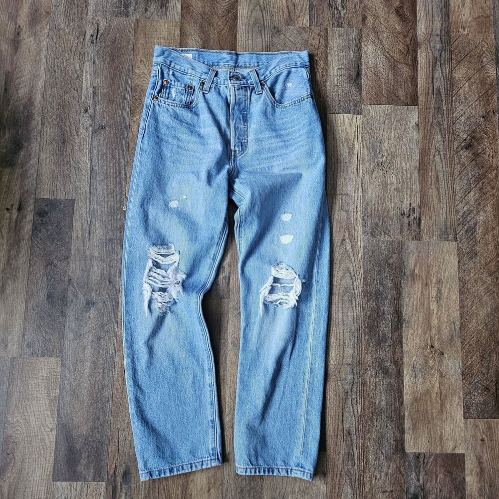 Levi's Premium 501 Jeans Womens Size 25Wx26L Light Wash Distressed Straight Leg